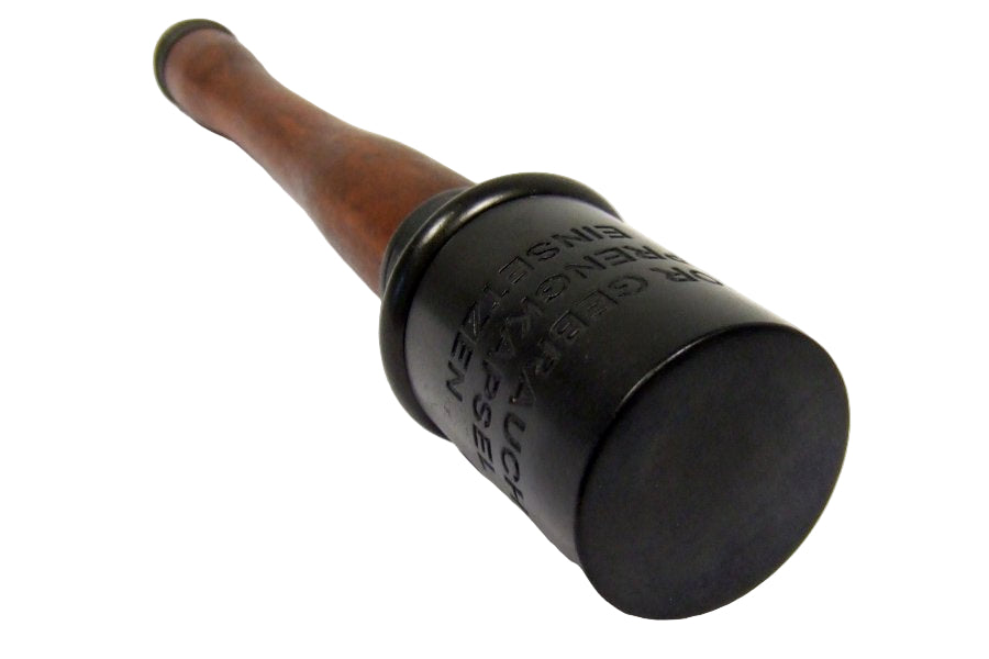 Black powder flintlock musket cap on a white background with 'Denix' branding.