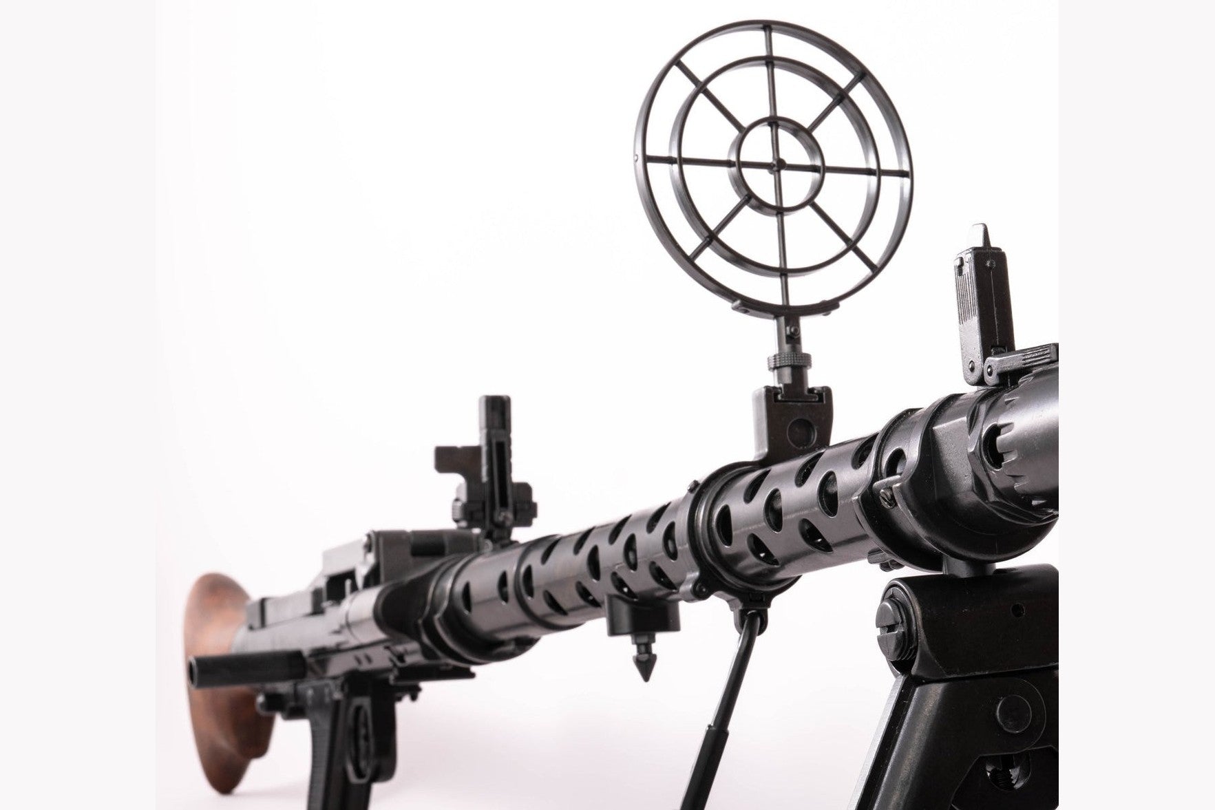 View of the barrel of the Denix MG34 with sight and sling