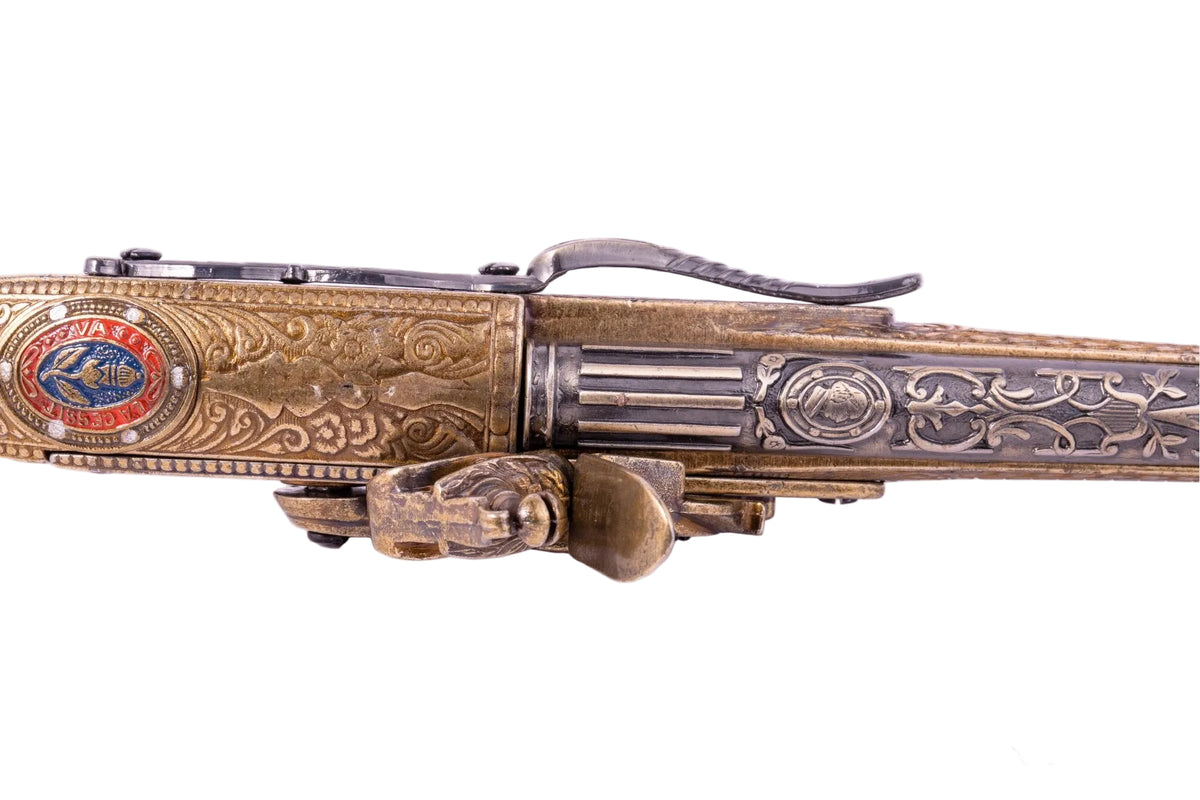 Denix 1246 Scottish 1760 flintlock pistol lockwork and embossed barrel detail