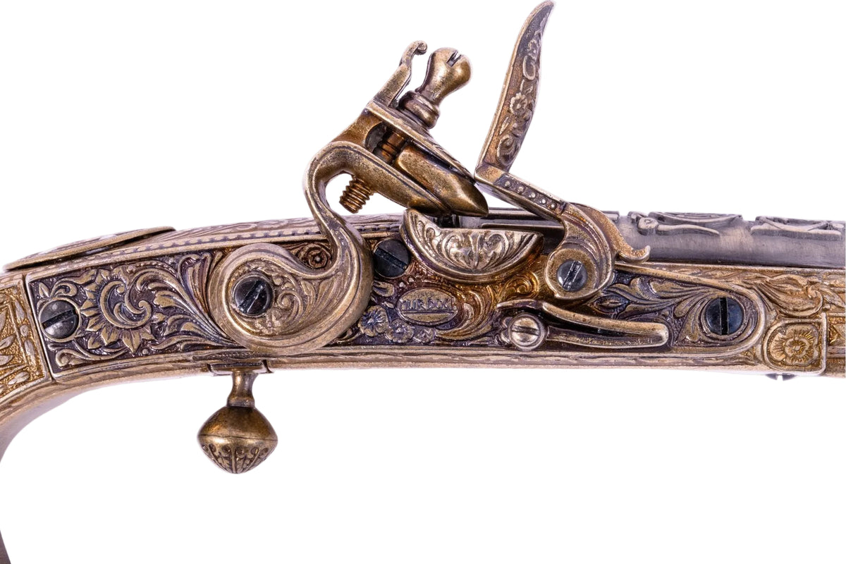 Denix 1246 Scottish 1760 flintlock pistol simulated lock and hammer detail
