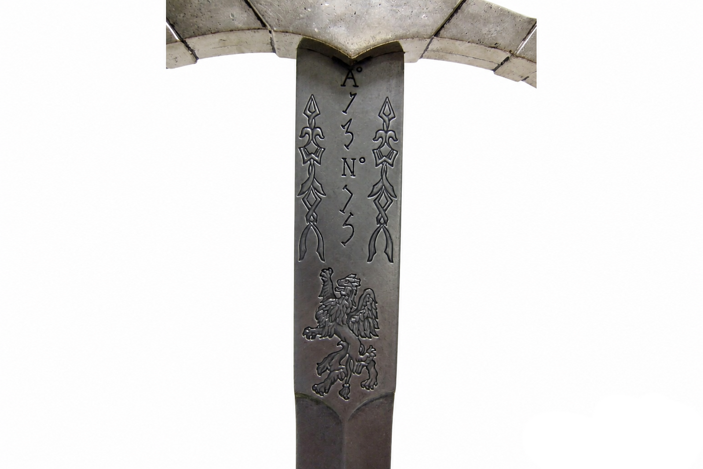 Denix 4183NQ medieval sword blade engraving and curved crossguard detail
