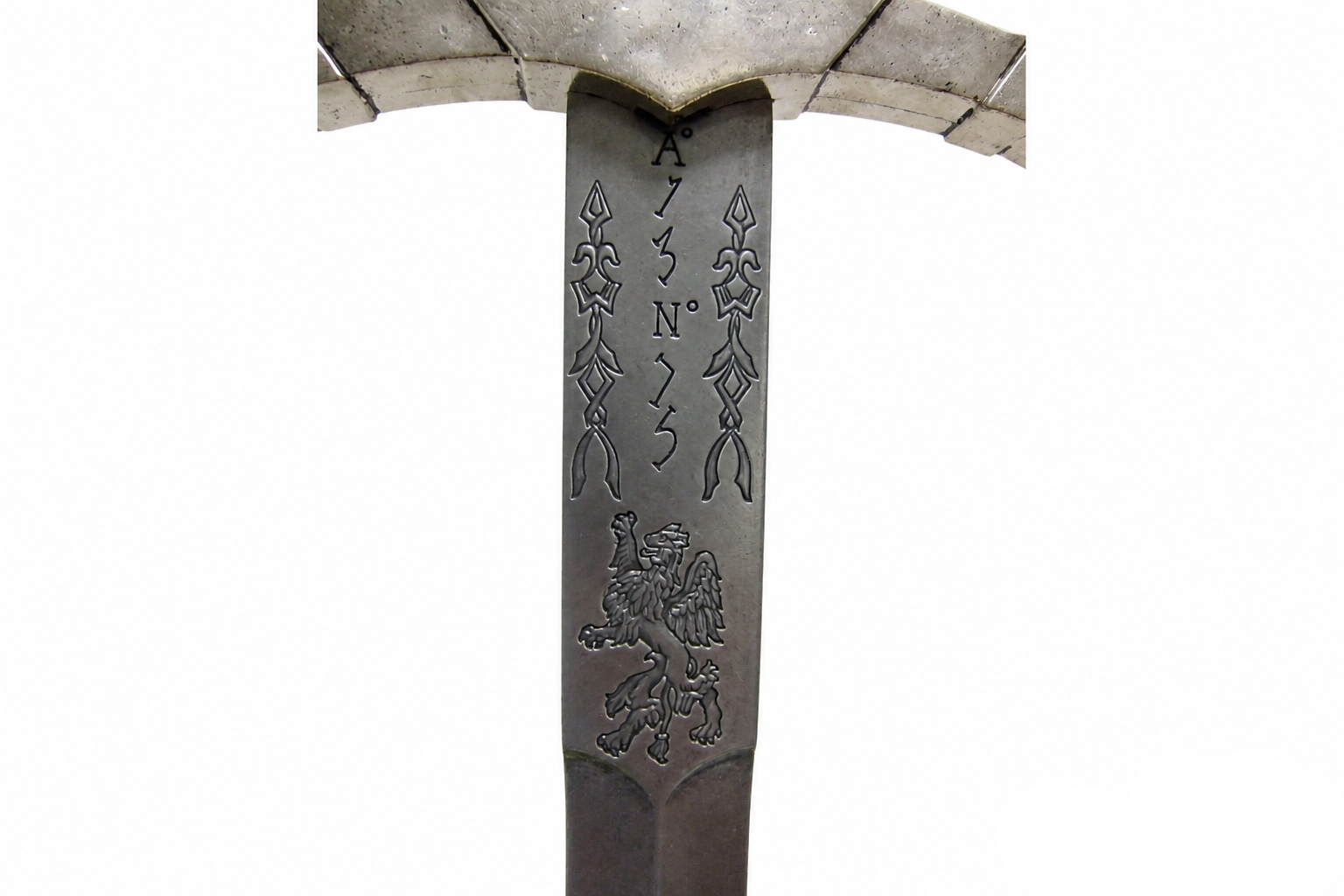 Denix 4183NQ medieval sword blade engraving and curved crossguard detail